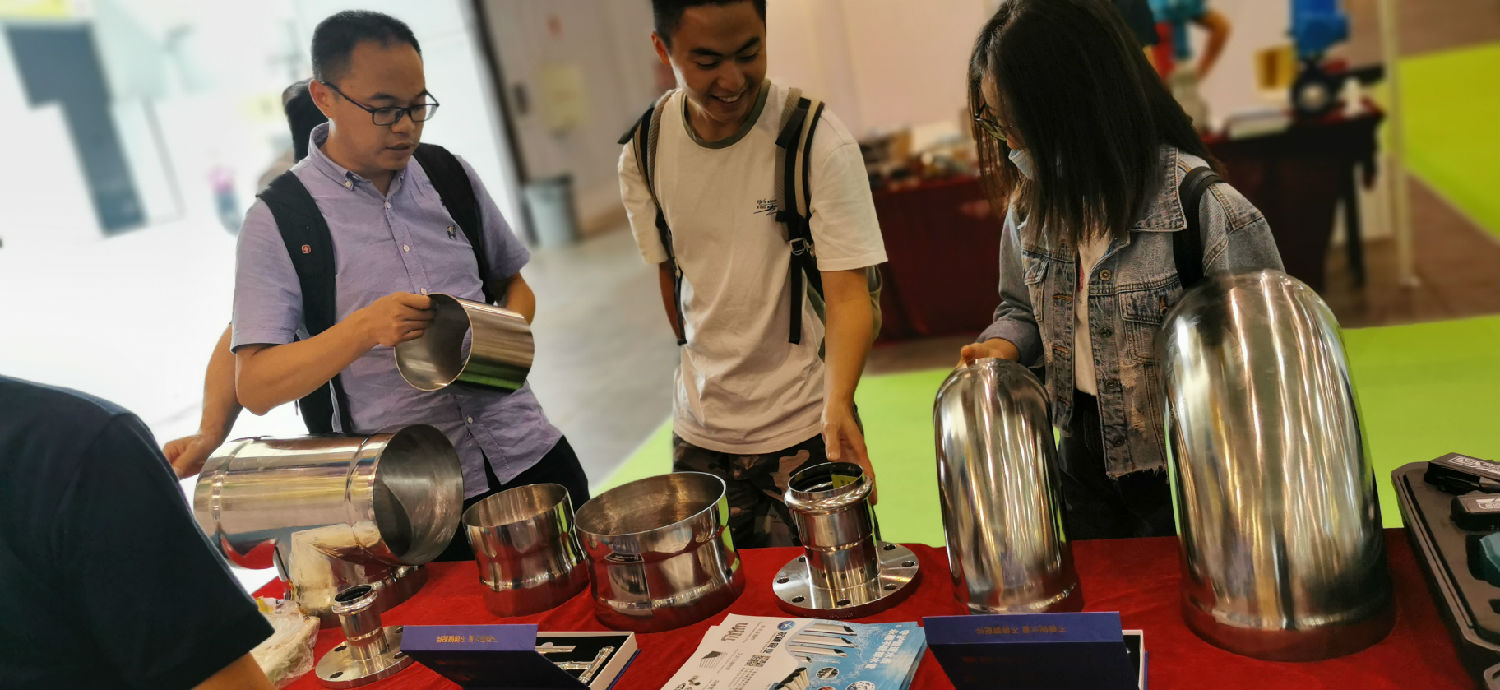 茄子视频污在线管業展位